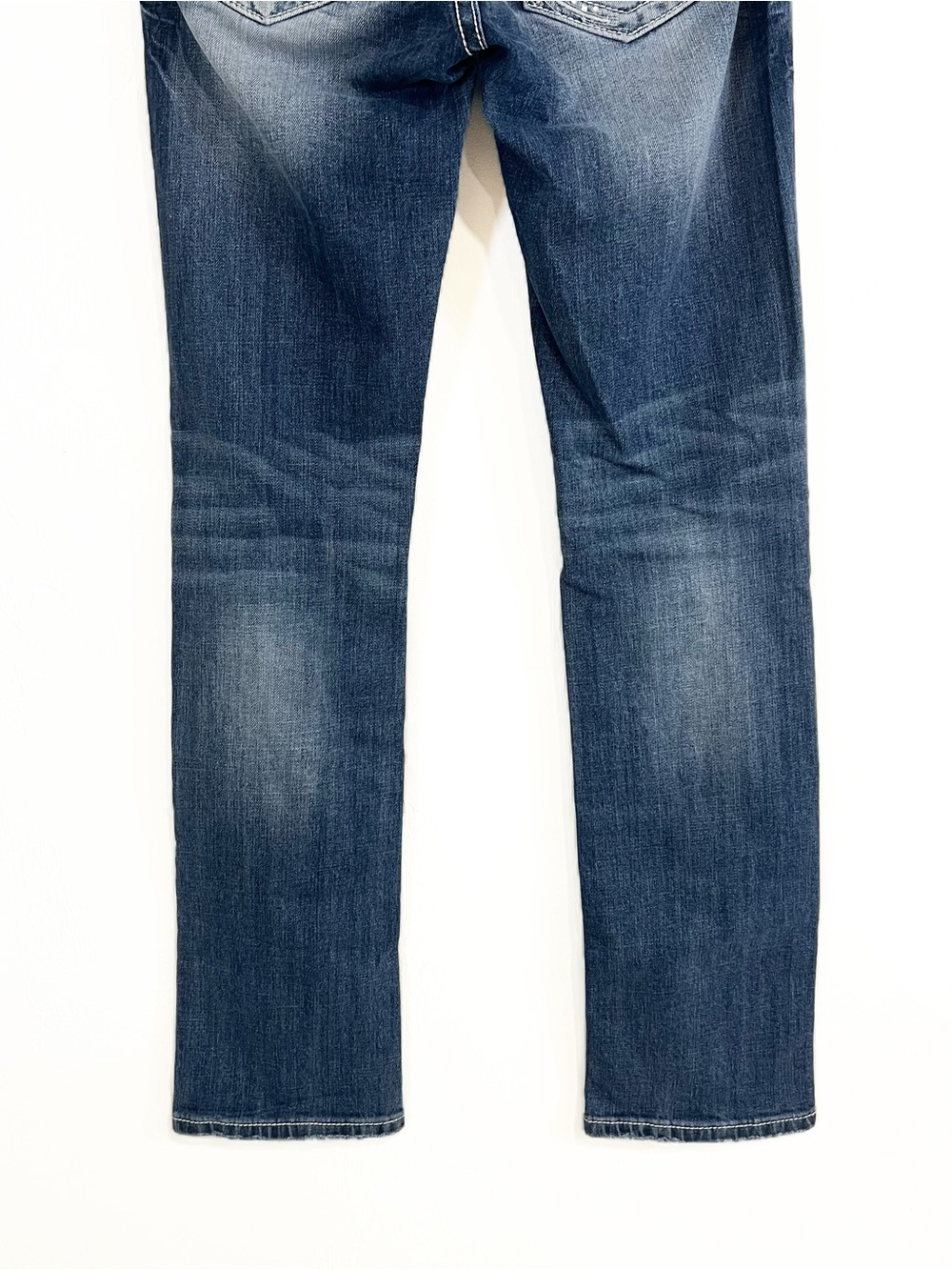 Miss Me Signature Straight Rhinestone Embellished Pockets Denim Jeans Size 28 - Picture 6 of 9